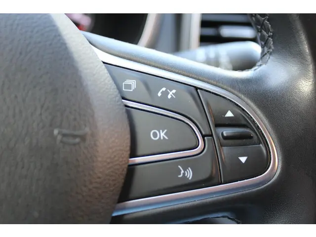 Renault Talisman Estate 1.3 TCe Limited 2019 Benzine 20