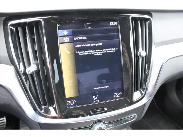 Volvo S60 T4 Automaat R-Design 2019 Benzine 46