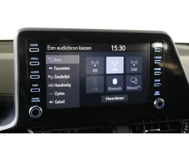 Toyota C-HR 2.0 Hybrid Bi-Tone 2020 Hybride Benzine 24