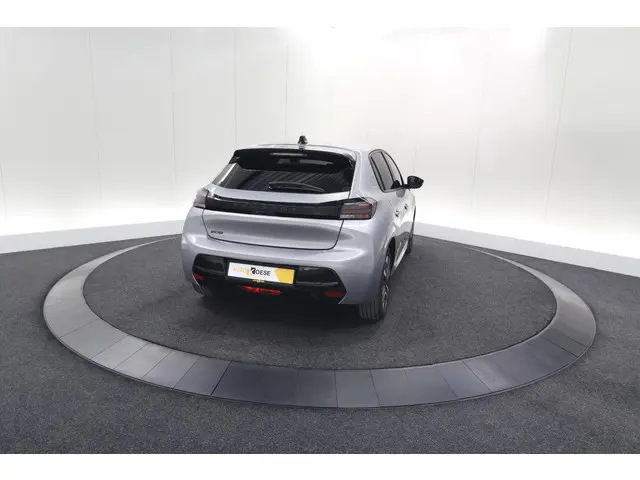 Peugeot 208 PureTech 100 Allure 2024 Benzine 10