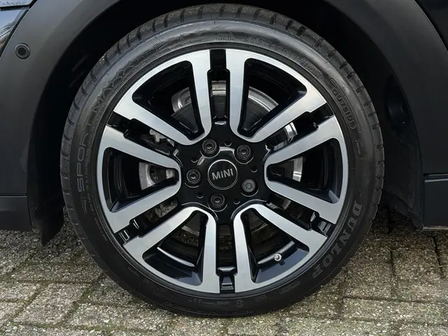 MINI Cooper Mini 1.5 Classic 2023 Benzine 13