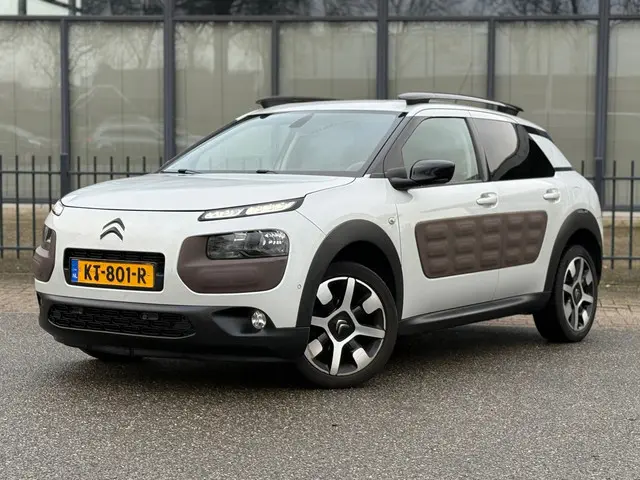 Citroën C4 Cactus 1.2 e-VTi Automaat / N APK 2014 Benzine 2