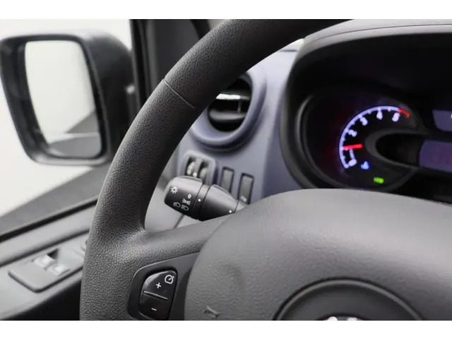 Opel Vivaro 1.6 CDTI L1H1 Sport EcoFlex 2018 Diesel 24