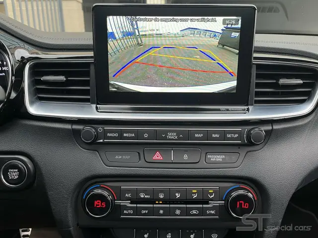 Kia ProCeed 1.6 T-GDI GT|Pano|dealer 2019 Benzine 17