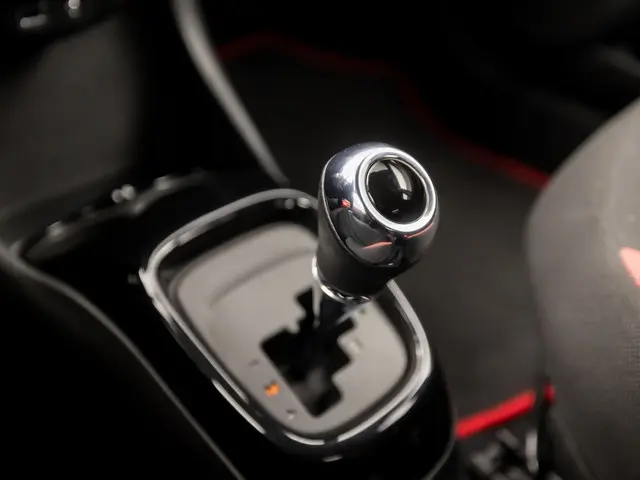 Toyota Aygo 1.0 VVT-i x-cite Sport 2017 Benzine 10