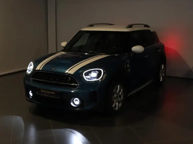 MINI Countryman Cooper S E ALL4 2023 Hybride Benzine 31
