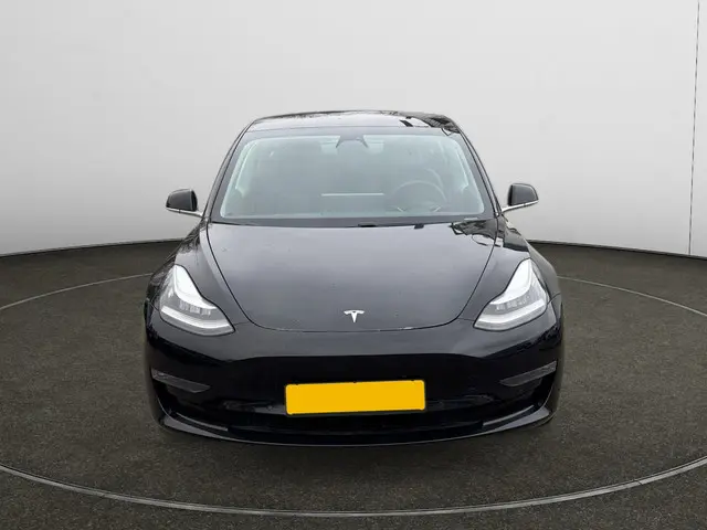Tesla Model 3 Long Range AWD 75 kWh 2019 Elektrisch 24