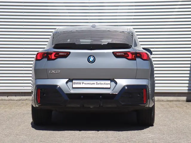 BMW iX2 eDrive20 2024 Elektrisch 4