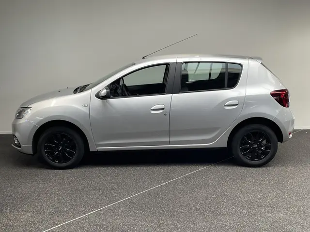 Dacia Sandero 0.9 TCe Laureate 2017 Benzine 13