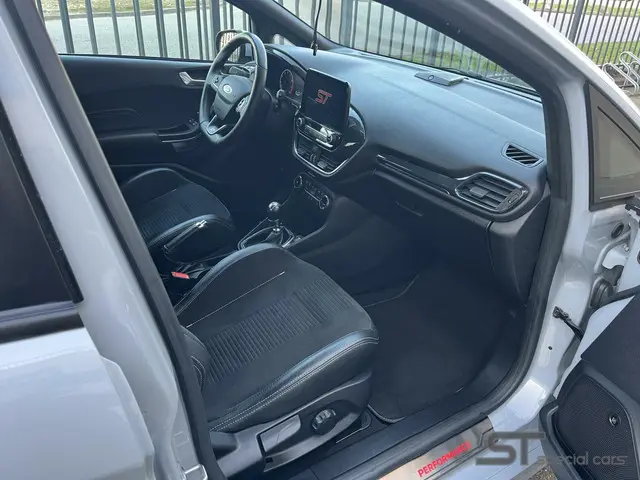 Ford Fiesta 1.5 EcoBoost ST-3|Launch|NAP 2019 Benzine 13