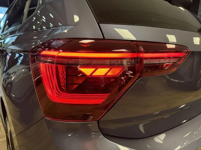 Volkswagen Polo 2.0 TSI GTI 2024 Benzine 11