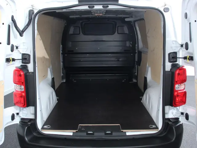 Opel Vivaro 2.0 CDTI L2H1 Edition 3-zits 2023 Diesel 31