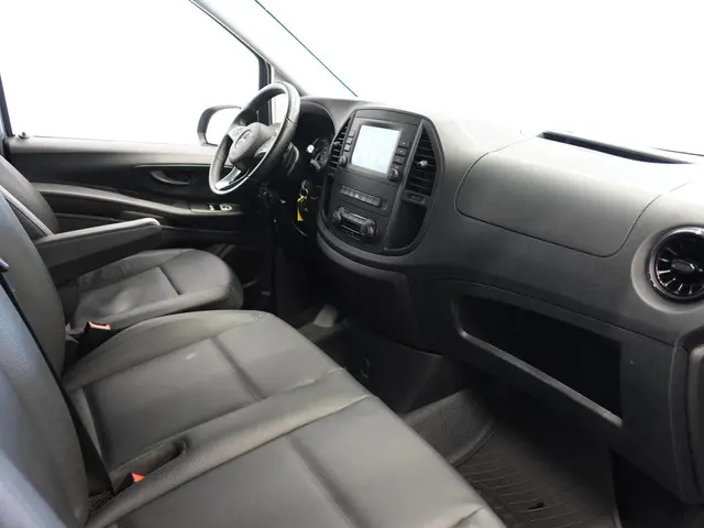 Mercedes-Benz Vito 114 CDI Lang Automaat 2023 Diesel 44