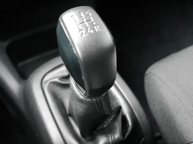 Citroën C4 Cactus 1.2 PureTech Business 2016 Benzine 35