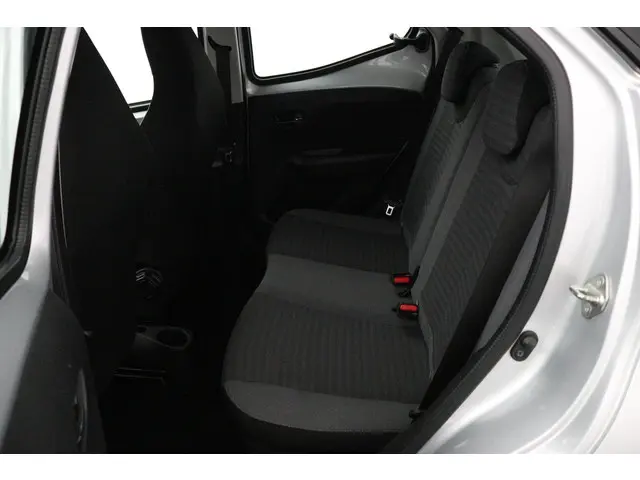 Toyota Aygo 1.0 VVT-i x-cite 2019 Benzine 18
