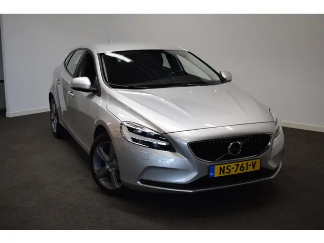 Volvo V40 2.0 T3 153pk Nordic+ 2017 Benzine 12