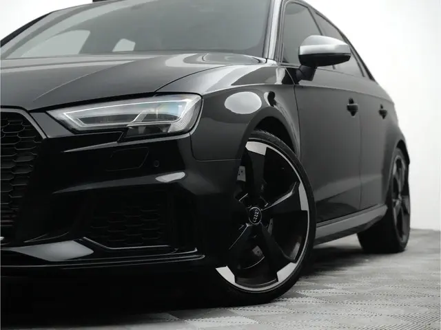 Audi RS3 Sportback 2.5 TFSI 550pk quattro 2019 Benzine 31