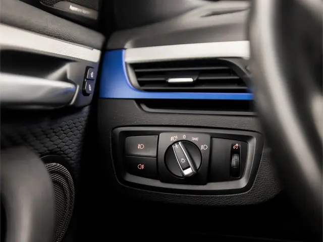 BMW X1 xDrive25i M Sport Executive 2018 Benzine 24