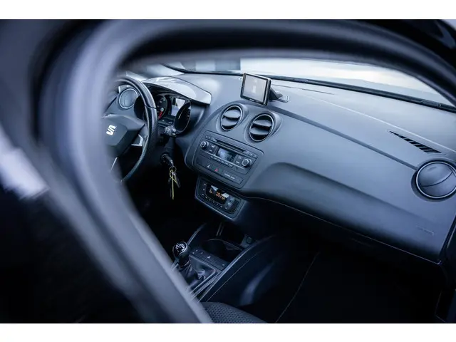 SEAT Ibiza 1.2 TSI 2015 Benzine 33