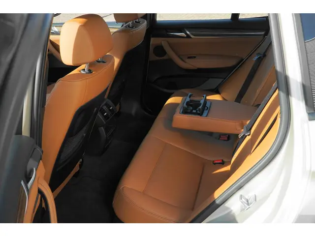 BMW X3 XDrive20i High Executive X-DRIVE 2014 Benzine 22