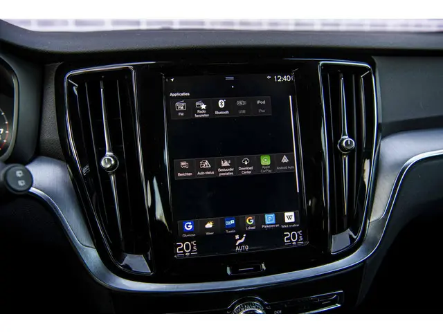 Volvo V60 2.0 T4 Momentum Pro 2019 Benzine 20