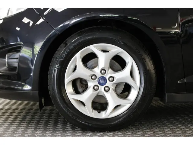 Ford C-MAX 1.0 Edition 2014 Benzine 11