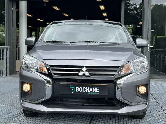 Mitsubishi Space Star 1.2 Dynamic 2022 Benzine 17