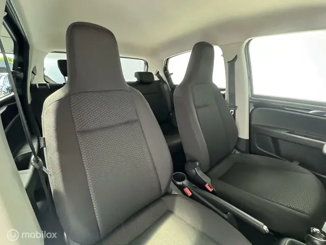 SEAT Mii 1.0 Sport Dynamic Navigatie, Airco 2015 Benzine 15