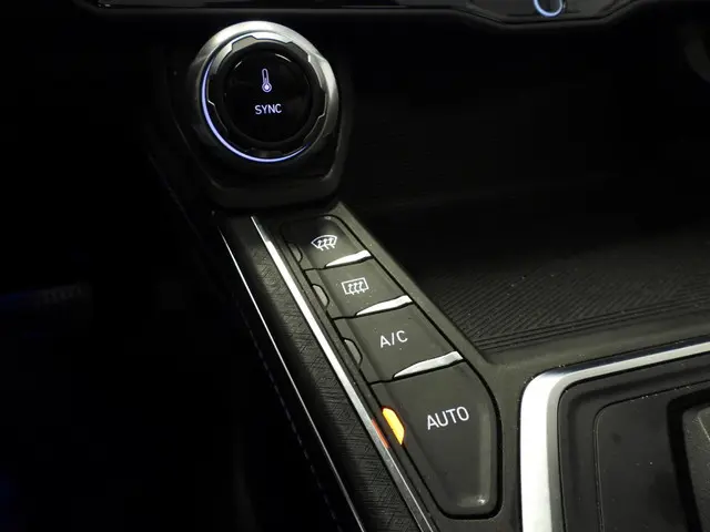 Lynk & Co 01 1.5 PHEV BlackLine 2023 Hybride Benzine 6