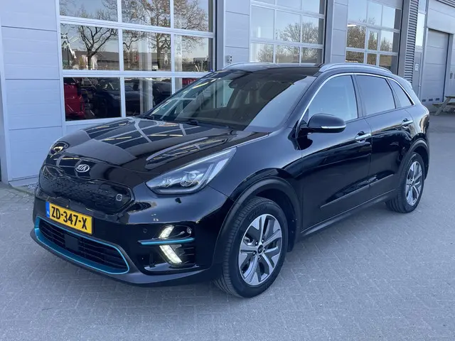 Kia e-Niro ExecutiveLine 64 kWh 2019 Elektrisch 2