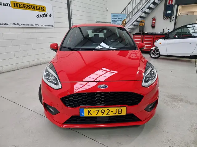 Ford Fiesta 1.0 EcoBoost Hybrid ST-Line X 2020 Benzine 22