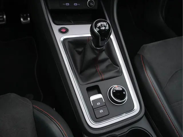 SEAT Ateca 1.5 TSI FR Business Intense 2021 Benzine 12