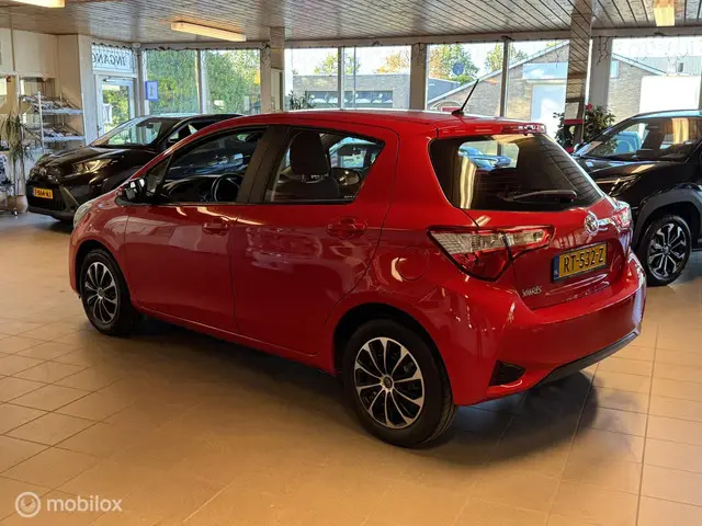 Toyota Yaris 1.0 VVT-i 5-Deurs. Airco 2018 Benzine 11