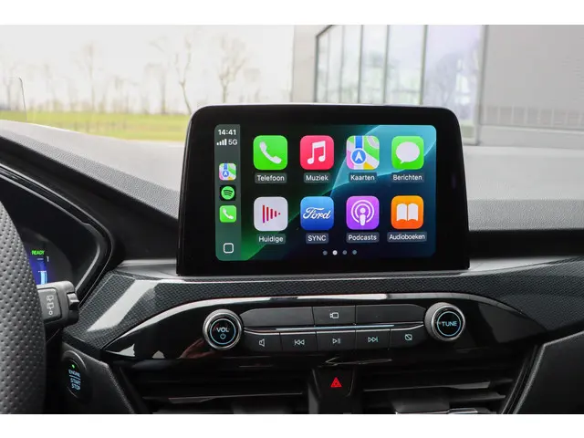 Ford Kuga 2.5 PHEV ST-Line X 2022 Hybride Benzine 36