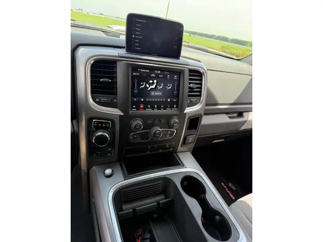Dodge Ram Pick-Up DODGE 5.7 HEMI MET LPG 2023 LPG/Gas 8