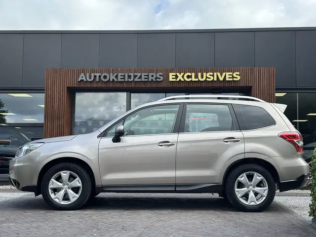 Subaru Forester 2.0 Luxury Plus 2014 Benzine 4