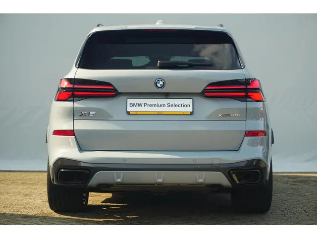 BMW X5 xDrive50e 2024 Hybride Benzine 6