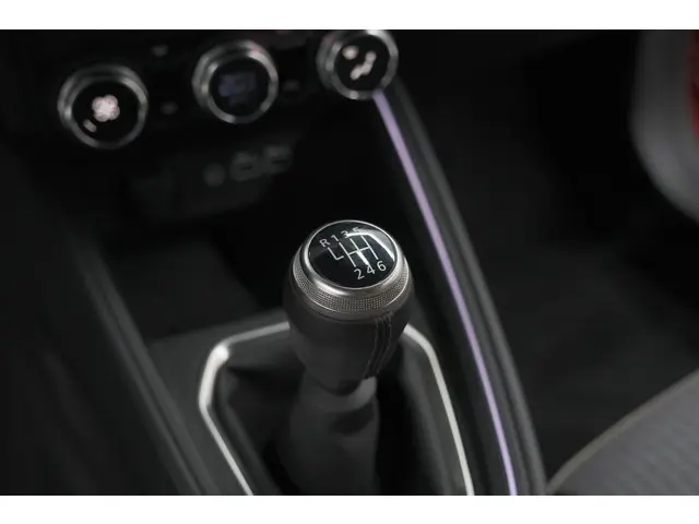 Renault Clio 1.0 TCe 90 GPF techno 2025 Benzine 46