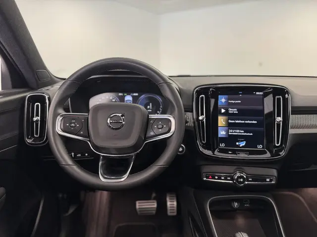 Volvo XC40 1.5 T4 Recharge R-Design 2022 Hybride Benzine 4