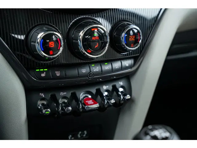 MINI Countryman Mini 2.0 Cooper D Chili 2018 Diesel 16