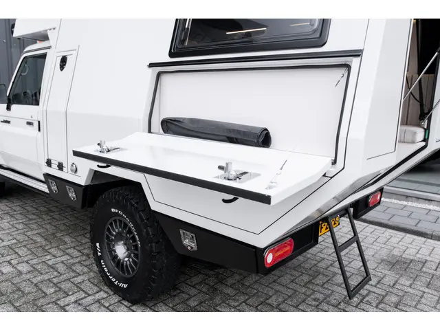 Toyota Land Cruiser 4.0 V6 Tembo Camper 2022 Benzine 18