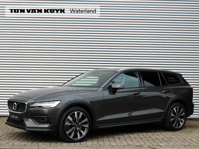Volvo V60 Cross Country 2.0 B5 AWD Pro 2020 Benzine