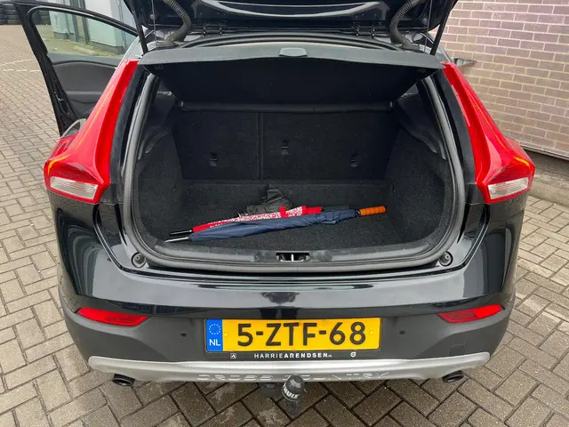 Volvo V40 Cross Country 1.6 T4 Momentum 2015 Benzine 7