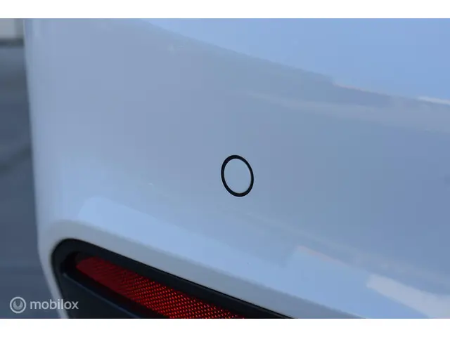 BMW 5 Serie 530i High Executive 2018 Benzine 53