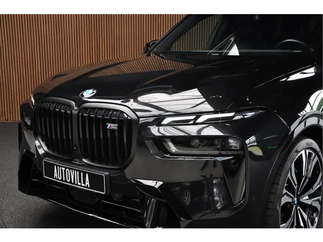 BMW X7 M60i xDrive 2022 Hybride Benzine 44