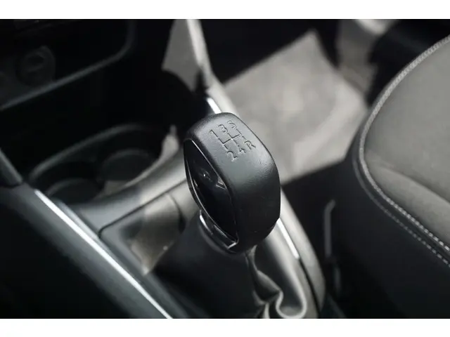 Peugeot 208 1.2 PureTech Allure 2017 Benzine 17