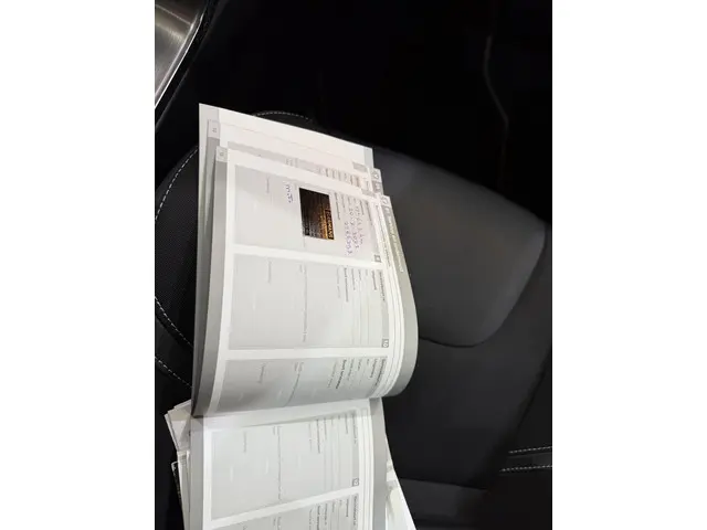 Volvo V40 V-40 1.6 T2 Momentum Navi 2014 Benzine 36