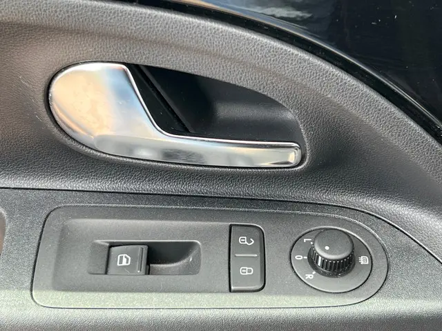 SEAT Mii 1.0 Sport 79.000 km NL-AUTO-NAP 2014 Benzine 30