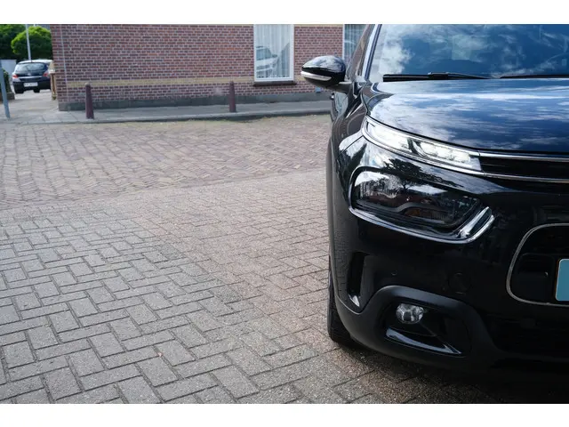 Citroën C4 Cactus PT Shine 110 Automaat-6 2018 Benzine 6
