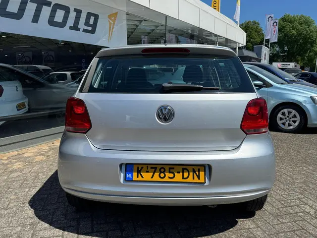 Volkswagen Polo 1.2 Easyline 2012 Benzine 10